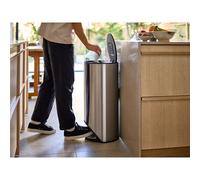 Poubelle à pédale Arc 30 L inox Joseph Joseph