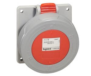 Prise encastrée Legrand 230V 16A 4P IP67 P17 - 555385