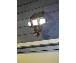 Projecteur Solaire 3 Têtes GALIX G4442, 1500 Lumens, 182 LED SMD, Détecteur de Présence, Panneau Solaire Déporté, 2 x 1800mAh