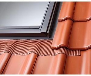 Raccord tuiles remplacement Rouge brun 55x78 cm VELUX tuile jusqu'à 120 mm de relief - EW CK02 0700C2