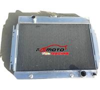 Radiateur en aluminium, dimensions du noyau : 16" x 25 1/4" x 2 5/8", dimensions totales : 21 1/4" x 27 3/4", raccord supérieur : 1 1/2" côté conducteur, sortie inférieure : 1 3/4" côté passager, radi