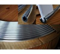 Recambo Protection des bords de portière de voiture Bande décorative Profil en U Flexible Autocollante Ajustement universel 5 m Chromé