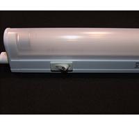 Réglette lumineuse T5 3000 K blanc chaud 28 W 120 cm