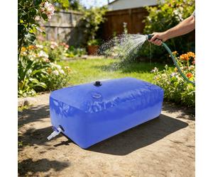 Réservoir d'eau souple moderne bleu de 240 L en PVC avec tuyau d'arrivée d'eau traversant directement le port DescriptionLes réservoirs d'eau classiques sont lourds, non pliables et encombrants. Notre