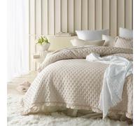 room99 Molly Élégant Dessus de lit 200 x 220 cm Couvre-lit 2 Personnes canape Moderne matelassage jeté de canapé, idéal comme Couvre-lit avec Volant Crème