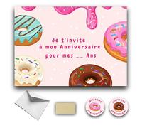 RXLITE Nouveauté 2024 Kit créatif premium de 10 Cartes d'invitation anniversaire à gratter thème Donuts en français: 10 Cartons, 10 enveloppes blanches, 10 stickers et 10 autocollants dorés