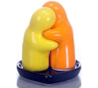 Salière et Poivrière -Les Amoureux-,orange et jaune claire -avec un plat noir