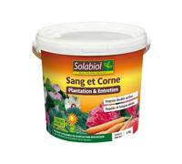 SOLABIOL Engrais Sang Et Corne - 4Kg - Jusqu'à 100m² - Effet Rapide (sang) & Longue Durée (corne) - Facile A Épandre - Utilisable En Agriculture Biologique SOMIX04