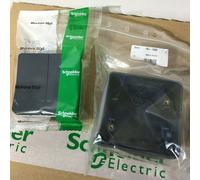 Schneider Electric – Bouton poussoir lumineux LED double Mureva Styl MUR35228 IP55 IK07 gris