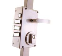 Serrure 3 points Série 468 profil europeen coloris blanc A2P* gauche - MOTTURA - 38468BGMXA2P Noir G