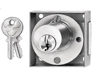 Serrure V135 V5 diamètre 25 mm droite carré 20 mm profondeur 18 mm VACHETTE 11310000