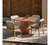 Set De Table Ronde Ø120 Cm En Ciment Namara Et 4 Chaises De Jardin Avec Accoudoirs En Bois D'acacia Karvia