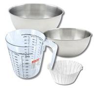 Set pâtisserie avec 30 moules à muffins en papier, 2 bols à mixer, verre mesureur et spatule Zenker