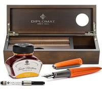 Set stylo plume Diplomat Aero orange avec encre et étui en bois de wengé