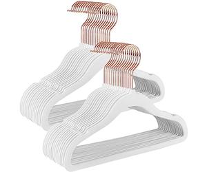 SONGMICS Cintres Enfants, Lot de 50, en Velours, avec Crochets Rose Gold, Antiglisse, Modèle Enfant, pour Jupes, Robes, Pantalons, T-Shirts, Blanc CRF027W01