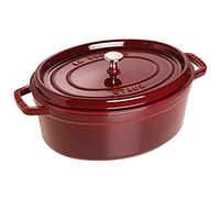 STAUB Cocotte en Fonte Ovale 31 cm, 5,5 L, Induction, Fabriquée en France | Couvercle à picots avec système d’auto-arrosage, Compatible tous feux et four, Grenadine