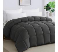 STWIENER Couette matelassée Alternative en Duvet avec languettes d'angle, pour très Grand lit surdimensionné, légère, Chaude, Douce et Moelleuse, 304,8 x 325,1 cm (Gris)