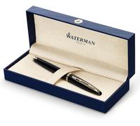 Stylo plume Waterman Carène, couleur noire, finition brillante, avec un clip en or 23 carats. Pointe fine, livré avec une cartouche d'encre bleue