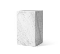 Audo Copenhagen Table d'appoint Plinth Haut en marbre de Carrare 30x30x51 cm Blanc