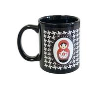 Tasse en céramique noire Poupée russe by Cbkreation