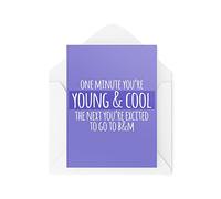 Tongue in Peach Cartes d'anniversaire amusantes | Banter Blague Old Age Blague Amis collègues | One Minute You're Young and Cool B&M Shopping | For Her Bestie | CBH838
