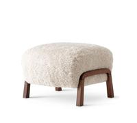 &Tradition Repose-pieds Wulff ATD3 peau de mouton moonlight. pieds en noyer