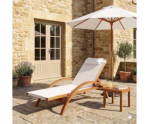 Transat en Bois de Mélèze d'Europe Naari - Bain de Soleil avec Accoudoirs et Têtière - Toile Textilène Blanc Robuste, Anti-UV & Intempéries - Design Scandinave Extérieur Terrasse et Piscine
