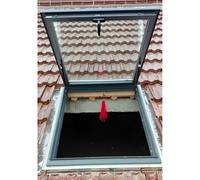 Trappe de toit trempée avec ventilation manuelle - Accès sécurisé au support F pour une visualisation multi-angles et une solution de ventilation efficace - Durable, résistant aux intempéries