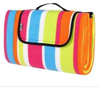 Unyqoos® - Nappe de pique-nique XL, 195 x 150 cm - imperméable, isolante, en polaire avec une base en aluminium, pliable, pour 2 à 4 personnes, colorée