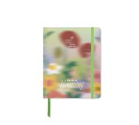UO Bloom Agenda Scolaire Mini semainier Commence en Septembre 2026 et se termine en août 2027, Couverture Rigide, Ouverture Super Confortable à 180 degrés, Comprend 114 Autocollants, Vert Citron