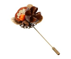 VANZACK Broche Vintage de Pomme de Pin Broche Rétro Faites Main Accessoire Décoration Automne-hiver pour Vêtements Mariage et Fêtes Imitation Fruit Naturel 1 Pièce