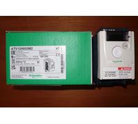 Schneider Electric Convertisseur de fréquence ATV12H055M2 0,55 kW 240 V monophasé Noir