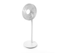 Ventilateur Finn mobile de Stadler Form, certifié outdoor, sur pied, au sol et de table, avec télécommande, Fonction oscillante, 8 vitesses, minuterie de 1 à 8 h, fonctionnement sur batterie, blanc