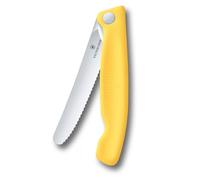 Victorinox Couteau Pliable de Pique-Nique Swiss Classic 11 cm, Lame Crantée | Couteau de cuisine pliable avec tranchant dentelé et manche jaune ergonomique.