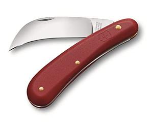 Victorinox Serpette M Couteau de Jardin, Lame Courbée, 110 mm, Rouge | Couteau horticole pour la taille en pépinière et le jardinage. Acier inoxydable et manche en nylon. Swiss Made