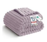 WAVVE Plaid Polaire Lilla 220x240 cm, Couverture en Flanelle Côtelée | Plaid Doux, Chaud, Moelleux et Respirant Grande Taille pour Canapé et Lit 2 Personnes