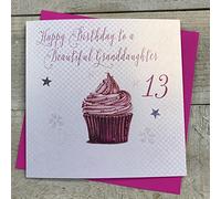 WHITE COTTON CARDS Cupcake Inscription Happy Birthday to A Beautiful Granddaughter 13th 33 Carte d'anniversaire Faite à la Main Blanc