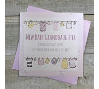White Cotton Cards G13-GD Carte de vœux faite à la main avec inscription « New Baby Granddaughter Congratulations On Your New Bundle of Joy » Rose