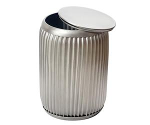 WOHNLING Table d'appoint Métal Rond 35cm Argent avec Plateau Amovible - Table de Salon Design avec Rangement - Table Basse Extravagante Effet Rainuré - Table de Canapé Moderne Petite Faite Main
