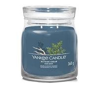 Yankee Candle Signature Candle - Bayside Cedar - Bougie en pot moyenne avec double mèche | Mélange de cire de soja à combustion longue | Cadeau parfait pour femme (1630014E)