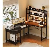 YOUDENOVA Bureau Gaming d'angle avec Panneau Perforé, 135 x 90 cmTable de Rangement avec LED et Prises, Bureau Ordinateur avec Étagère Réversible en Forme de L Noir