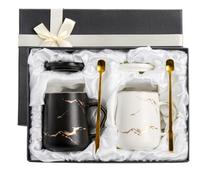 ZENFUN Lot de 2 tasses à café en céramique avec coffret cadeau, 400 ml - Lot de tasses en porcelaine avec couvercle et cuillère dorée, tasses marbrées noires et blanches, cadeau pour homme et femme