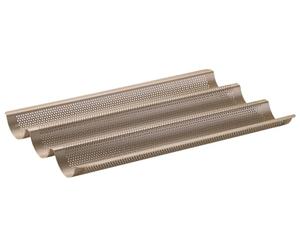 Zenker 7314 Moule à pain, moule baguette 3 empreintes, moule à baguette, moule a baguette, moule baguette four, plaque a pain pour four, plaque four perforée, Acier, Doré, 38,5 x 24,6 x 3 cm